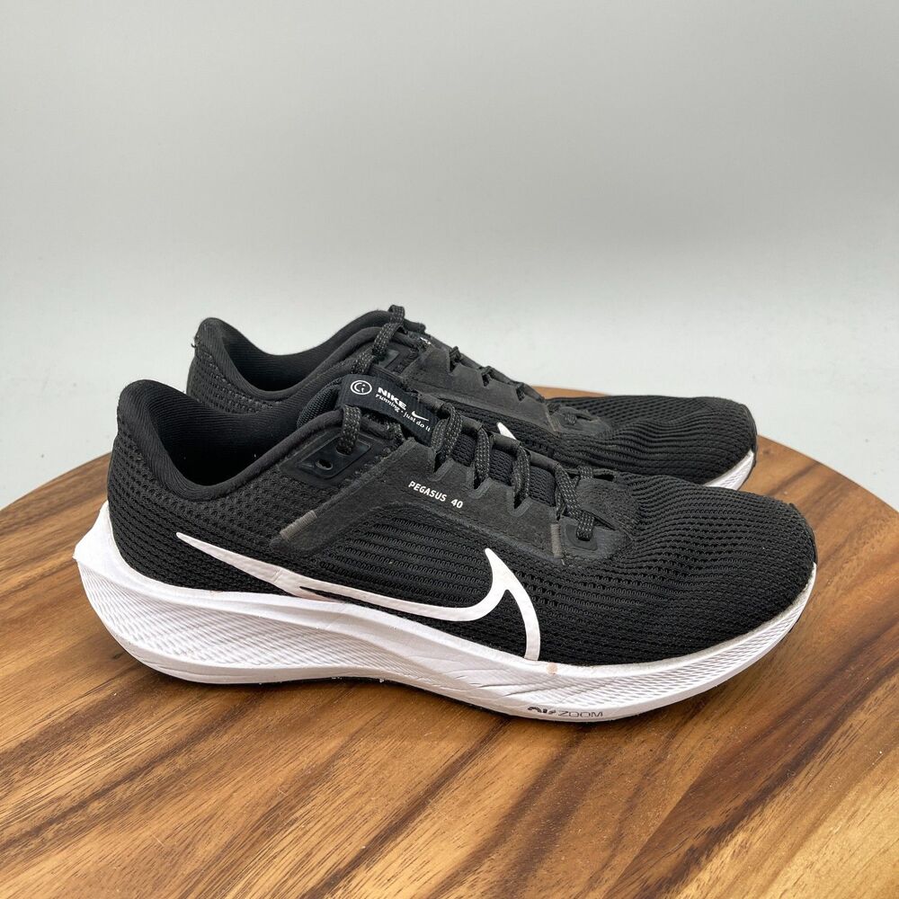 Nike Pegasus 40 Shoes Womens Size 7.5 Black Road Running Comfort Walking Sneaker
